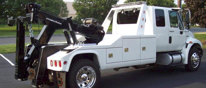 wheel lift tow truck